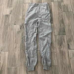 Weekend stories gray sweater pants